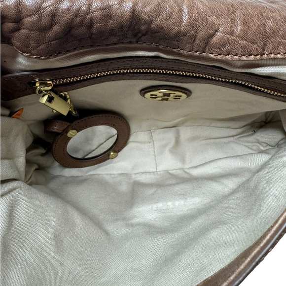 Tory Burch | Tory Burch Dayton Envelope Clutch in Brown Leather - Picture 6 of 13